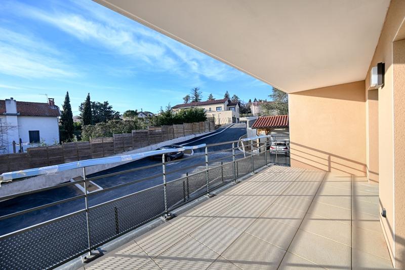 Appartement - 110 m² - 5 pièces