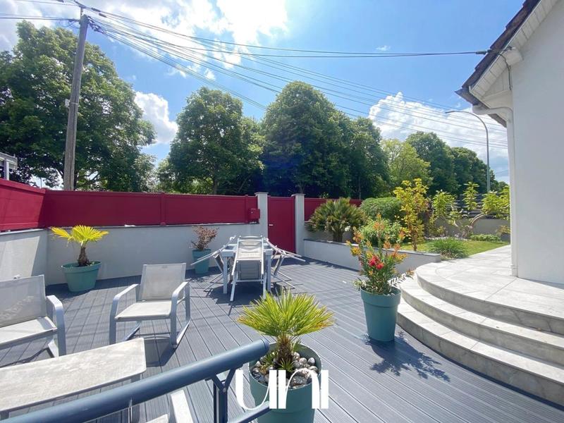 Maison - 170 m² - 7 pièces