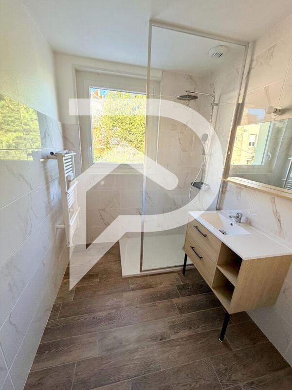 Appartement - 60 m² - 3 pièces