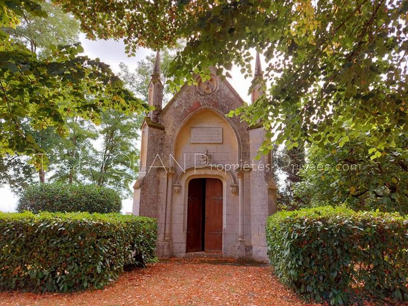 Château - 775 m² - 17 pièces