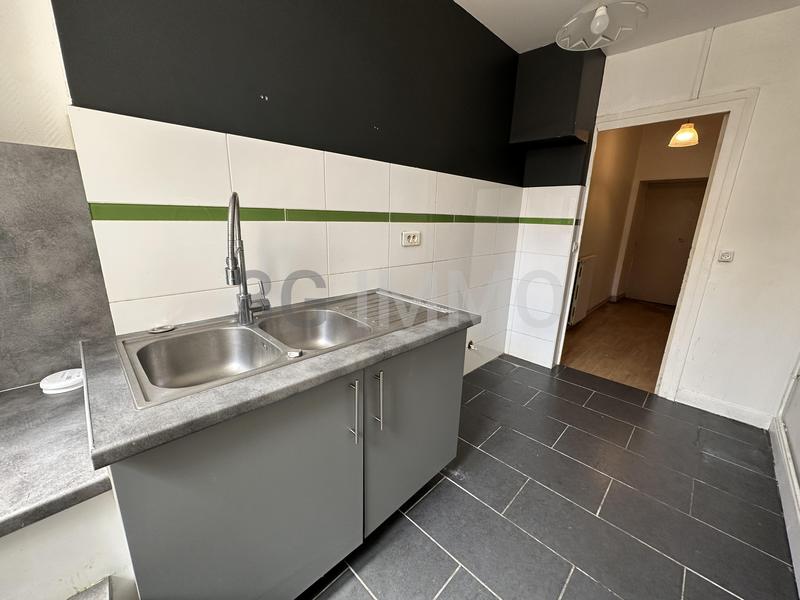 Appartement - 60 m² - 2 pièces