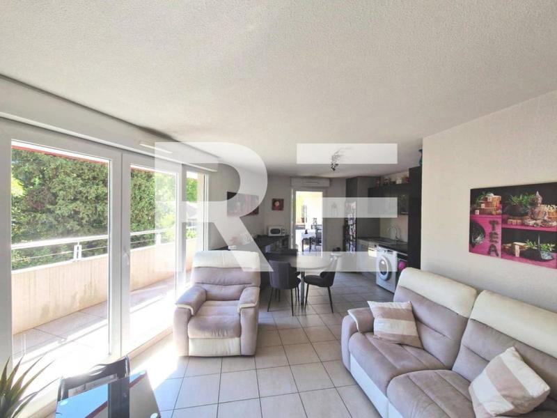 Appartement - 65 m² - 3 pièces