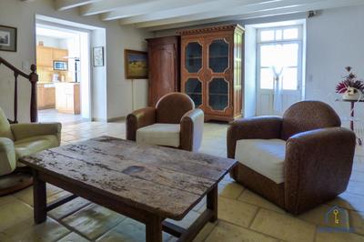 Maison - 151 m² - 7 pièces