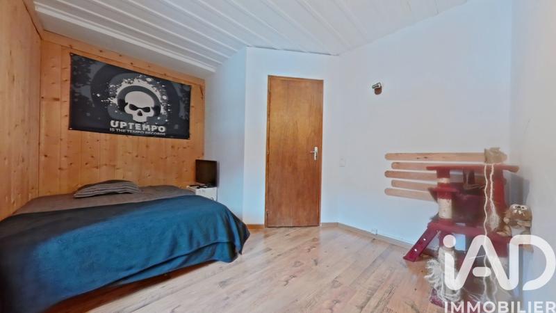 Maison - 300 m² - 10 pièces