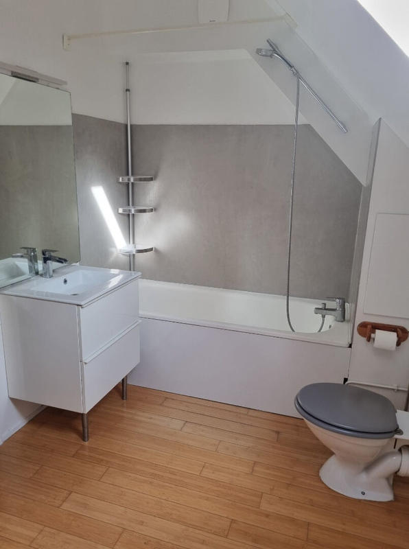 Maison de ville - 80 m² - 4 pièces