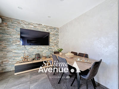 Maison - 80 m² - 4 pièces