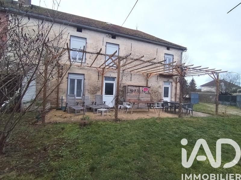 Maison - 193 m² - 6 pièces