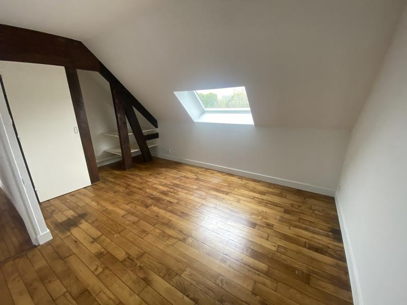 Maison - 275 m² - 7 pièces