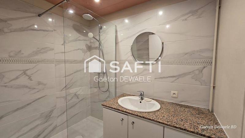 Appartement - 100 m² - 5 pièces