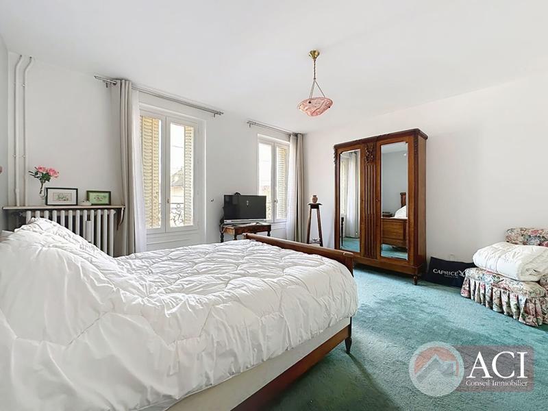 Maison - 174 m² - 7 pièces