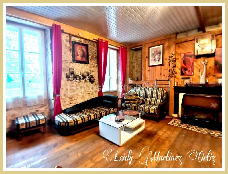 Maison en pierre - 160 m² - 6 pièces