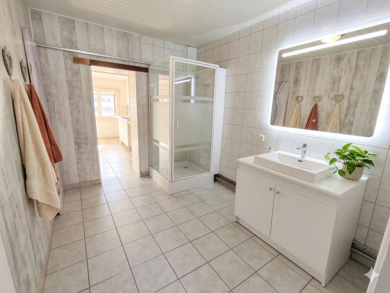 Maison - 122 m² - 6 pièces