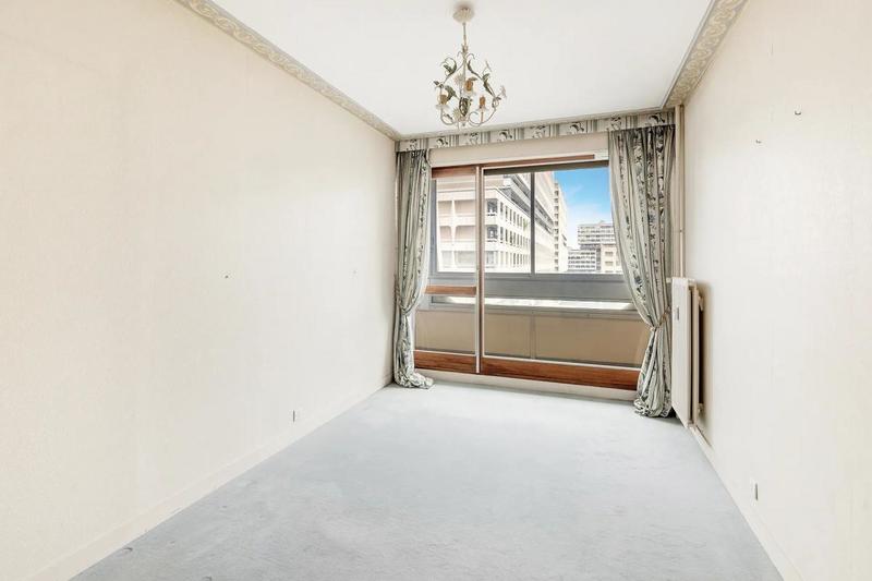 Appartement - 143 m² - 7 pièces