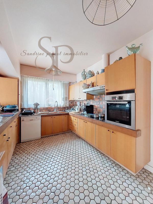 Maison d'architecte - 262 m² - 8 pièces