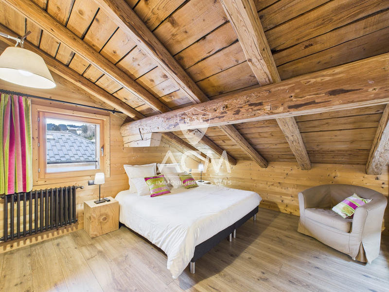 Appartement - 202 m² - 5 pièces