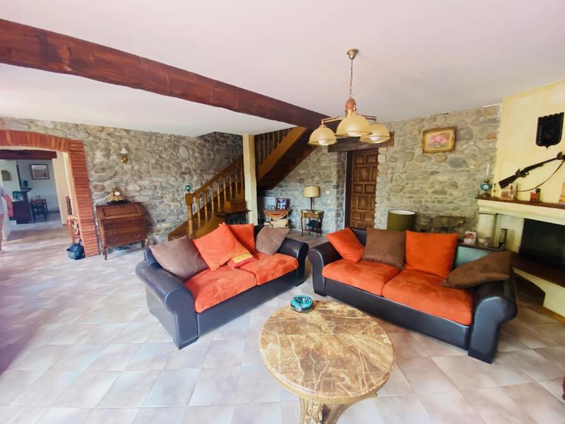 Appartement - 200 m² - 8 pièces