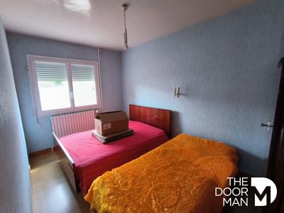 Maison - 95 m² - 5 pièces