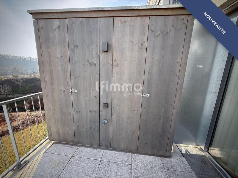 Loft - 121 m² - 5 pièces