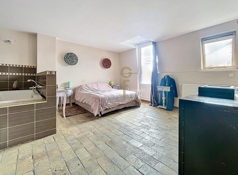 Maison - 177 m² - 6 pièces