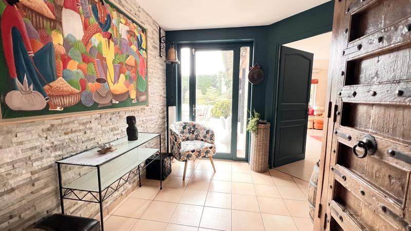 Villa - 196 m² - 7 pièces