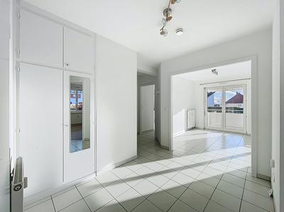 Appartement - 98 m² - 4 pièces