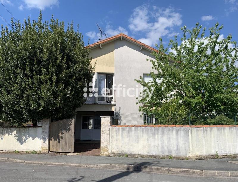 Maison - 140 m² - 9 pièces