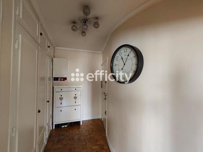 Appartement - 100 m² - 5 pièces