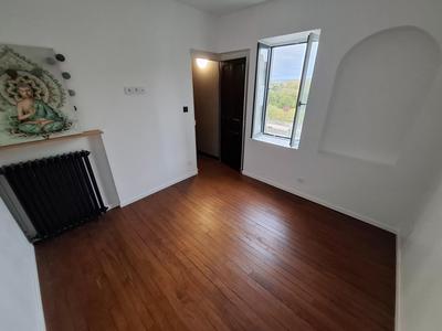 Maison de ville - 83 m² - 4 pièces