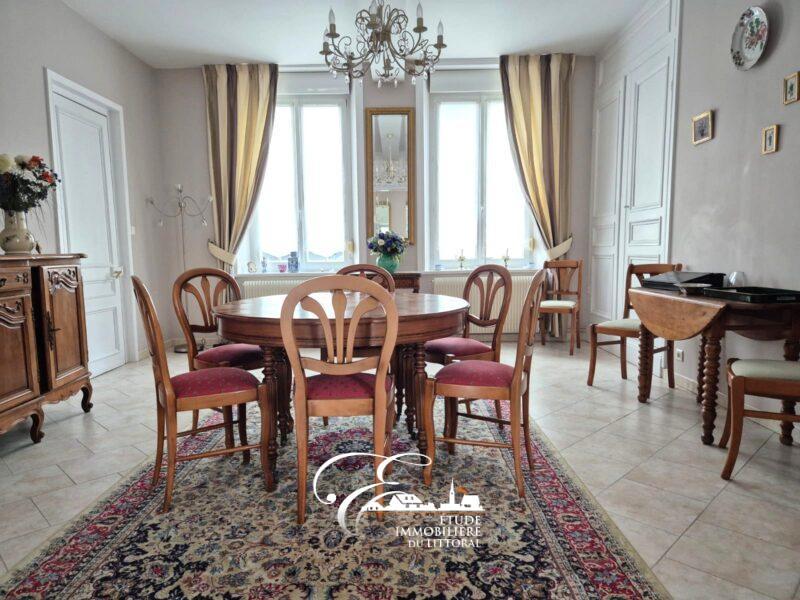 Maison - 180 m² - 6 pièces