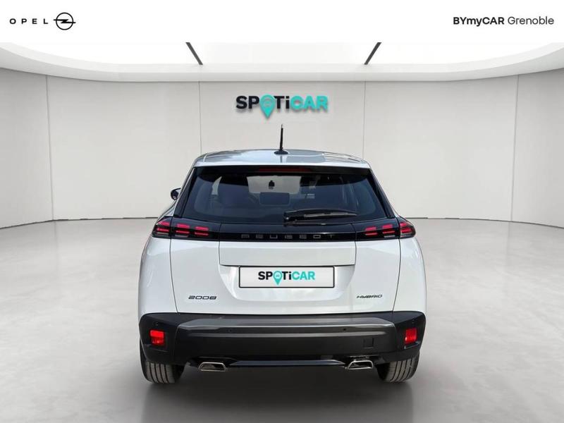 Peugeot 2008 Hybrid 136 e-Dcs6 Style