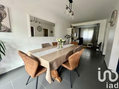 Maison - 102 m² - 5 pièces