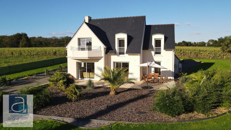 Maison - 150 m² - 5 pièces