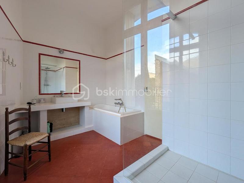 Maison de maîtres - 384 m² - 12 pièces