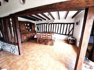 Maison - 81 m² - 5 pièces