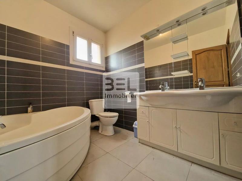 Maison - 170 m² - 6 pièces