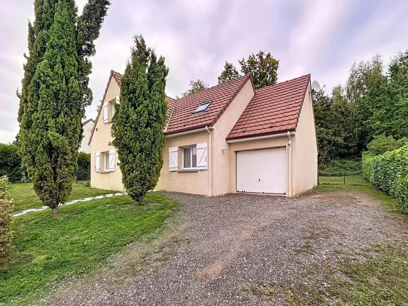 Maison - 93 m² - 4 pièces