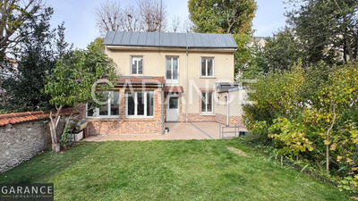Maison - 83 m² - 5 pièces
