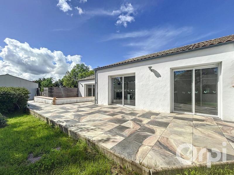 Maison - 187 m² - 5 pièces