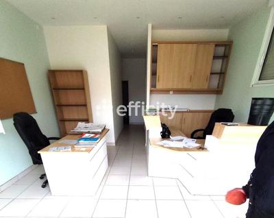 Bureau - 53 m² - 2 pièces