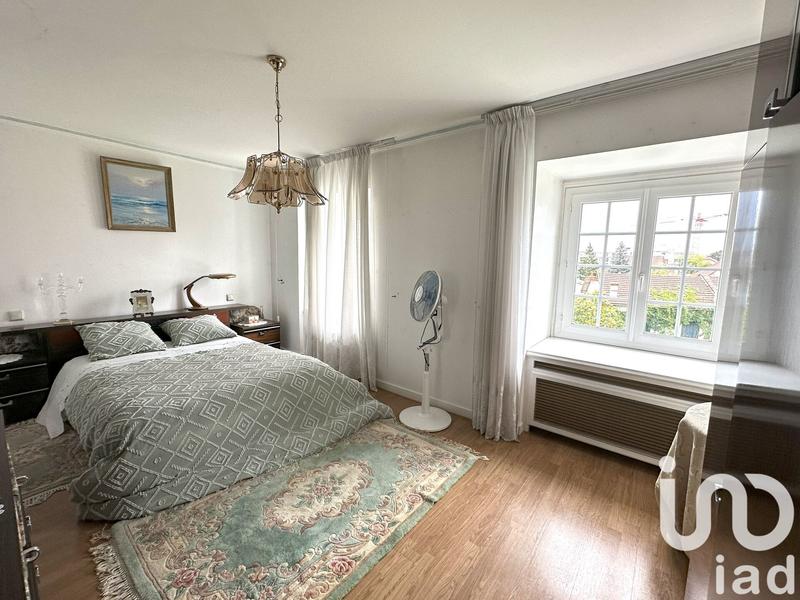 Maison - 390 m² - 11 pièces