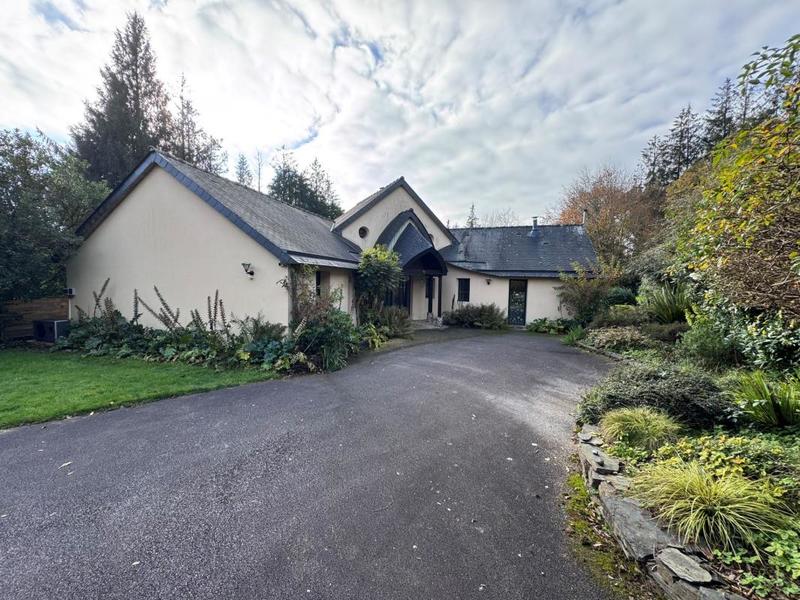 Maison - 177 m² - 5 pièces