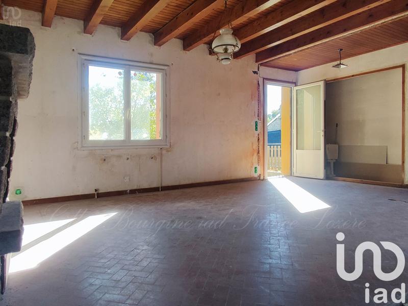 Maison - 95 m² - 5 pièces