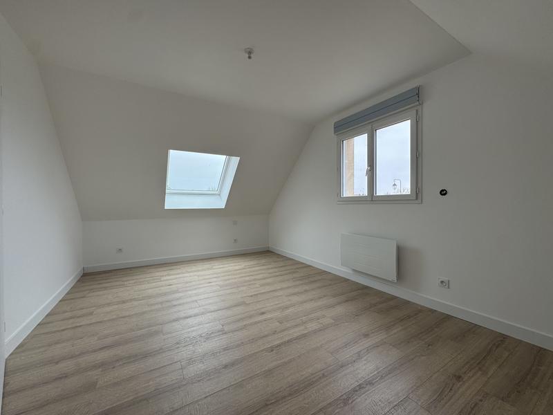 Maison - 122 m² - 4 pièces