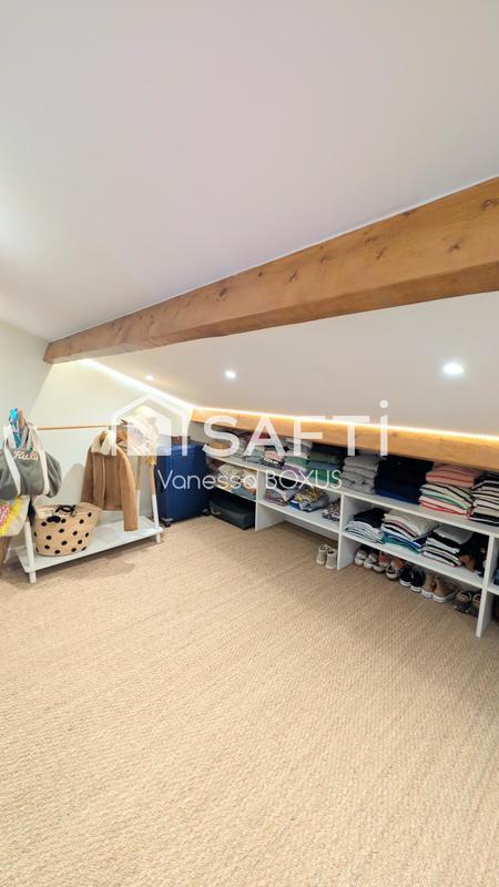 Maison - 140 m² - 6 pièces