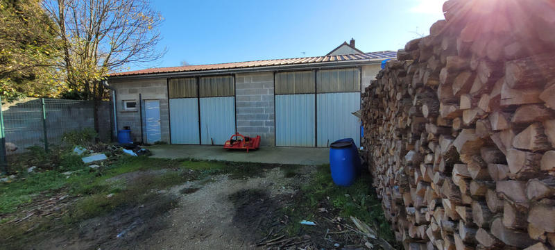 Maison - 295 m² - 10 pièces