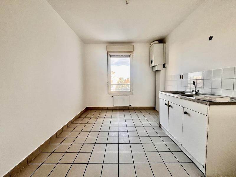 Appartement - 79 m² - 4 pièces