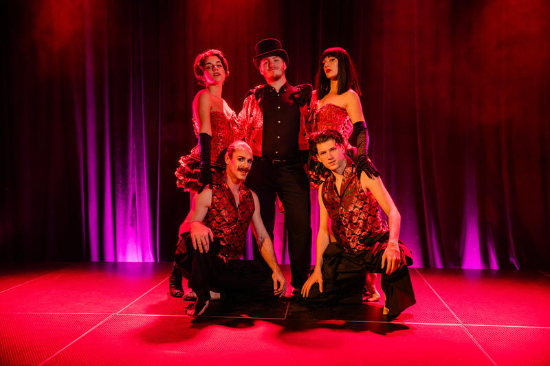Cabaret Burlesque Show - St Valentin