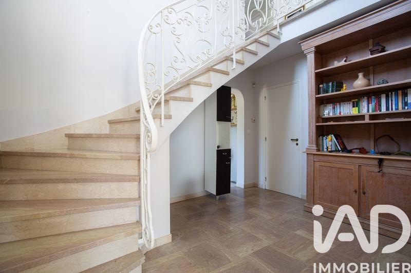 Appartement - 110 m² - 4 pièces