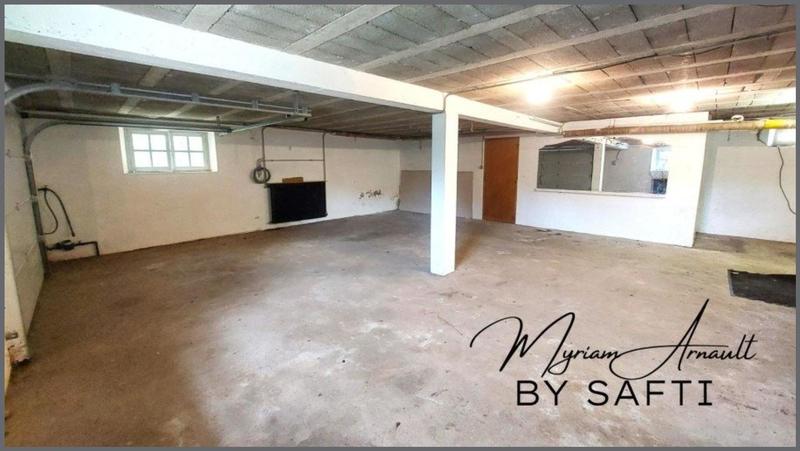 Maison - 200 m² - 7 pièces