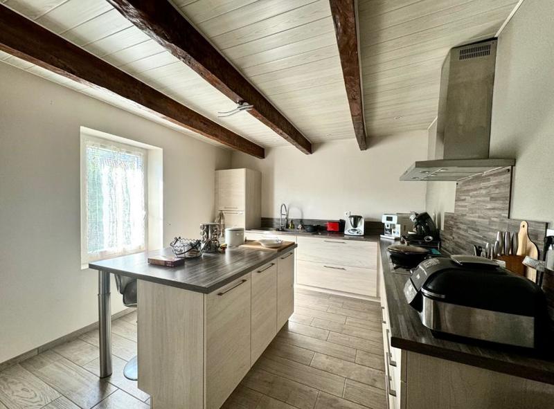 Corps de ferme - 293 m² - 12 pièces